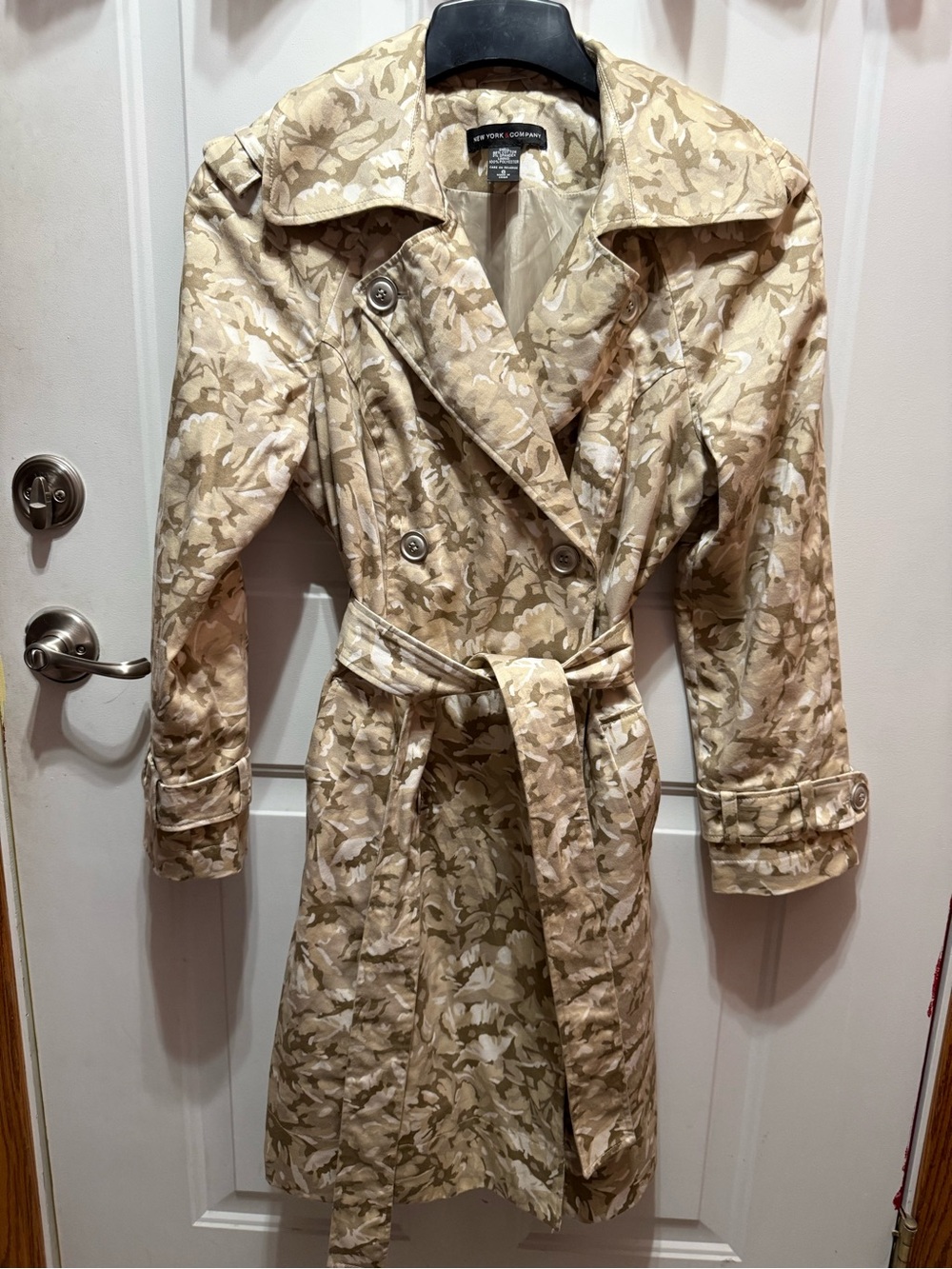 New York & Company Camo Floral Double-Breasted Mid-Trench Coat Size 6